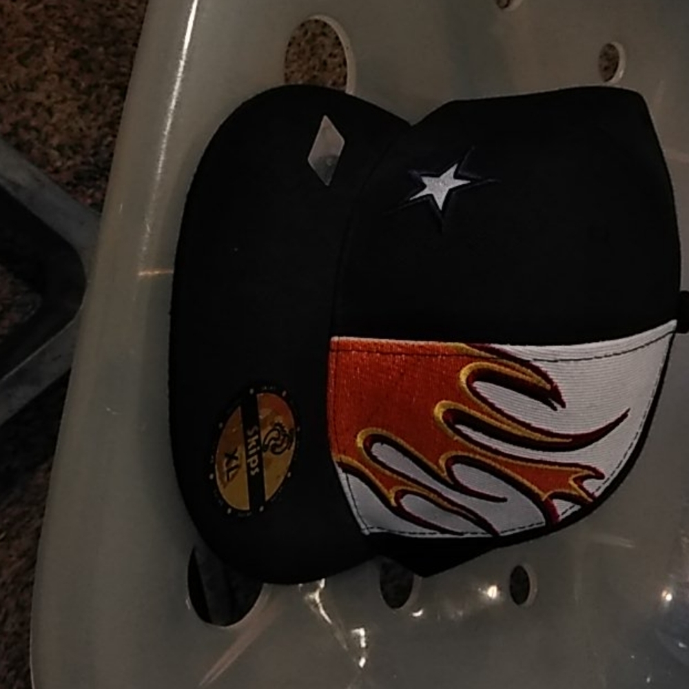 BRAND NEW BASEBALL HAT